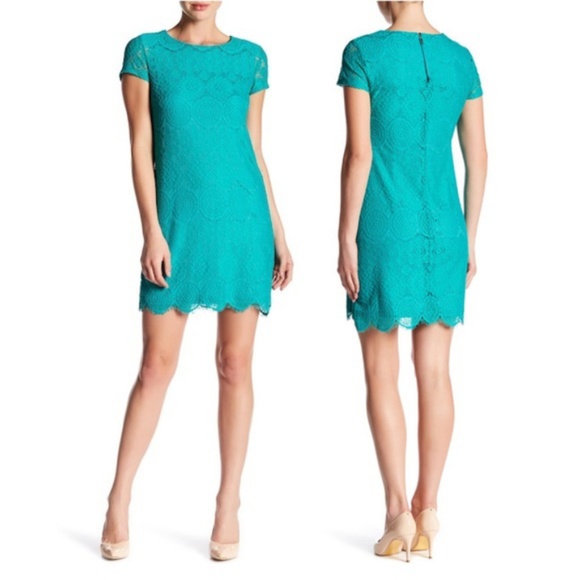 Laundry By Shelli Segal Dresses & Skirts - Laundry by Shelli Segal Floral Lace Overlay Dress